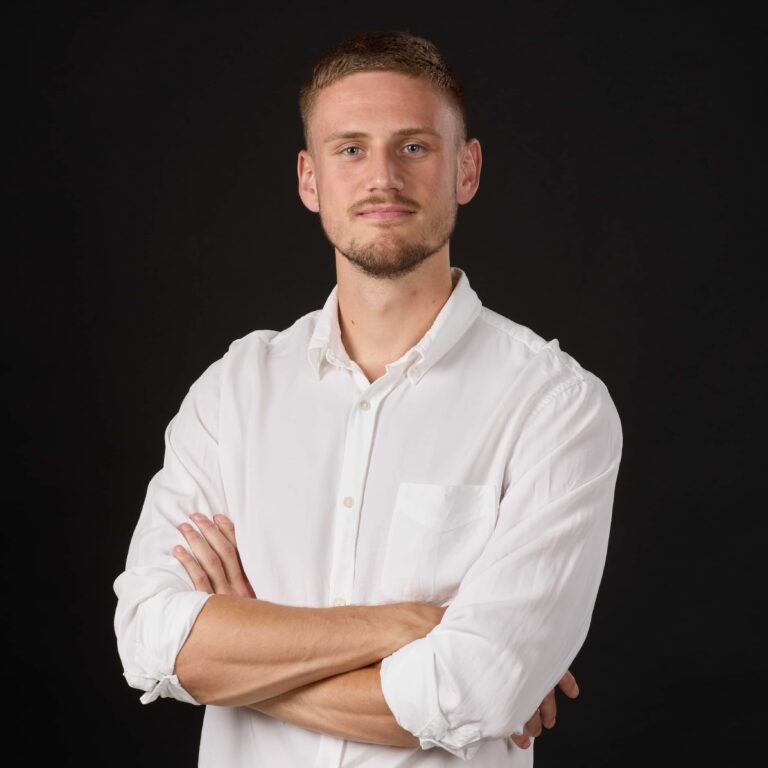 Image of therapist Noel